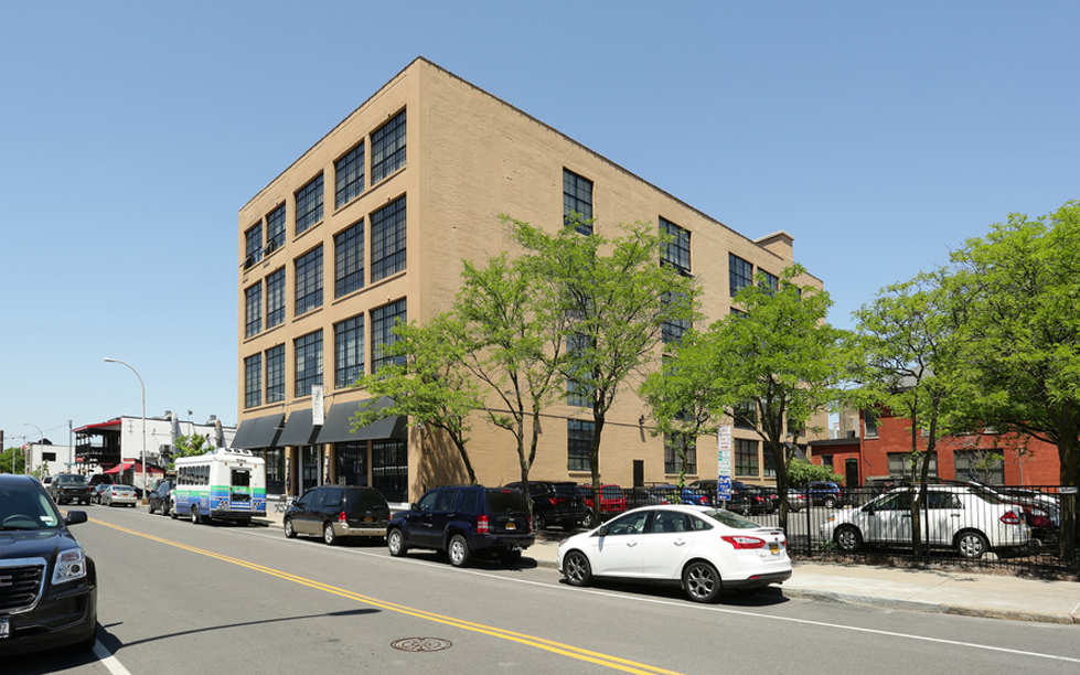 The Willow Street Lofts MCK Building Associates